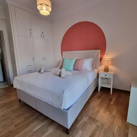 Stunning 62sqm Renovated Retreat! Apartment