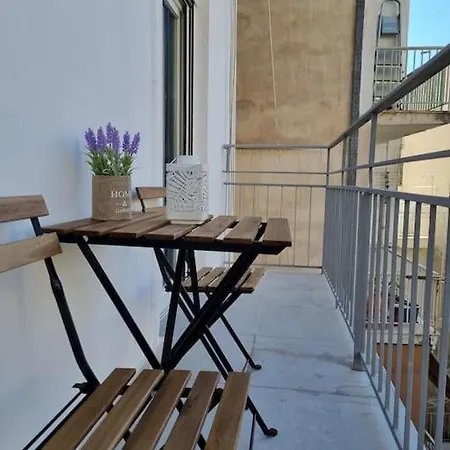 Stunning 62sqm Renovated Retreat!